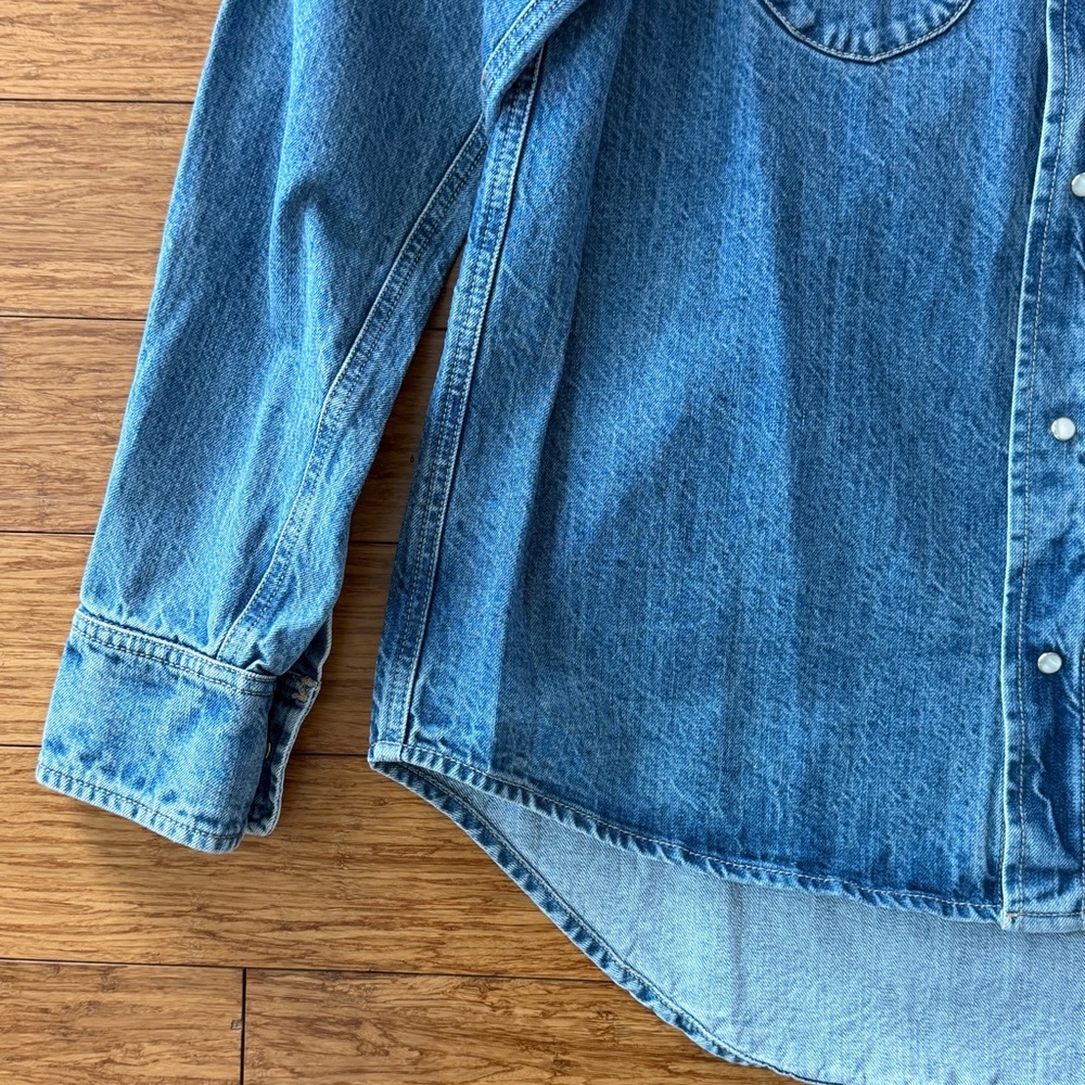Bally Men’s Western Denim Shirt, Metal Collar Tip Detail, Size M/ IT48 - Picture 7 of 11